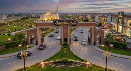 Grand main gate